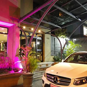 Отель Premium Flats Berrini - Boutique Hotel, Сан-Пауло
